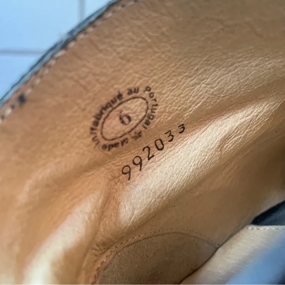 John Fluevog Women’s Operettas Giulia Black Leather Ankle Boots | US 6 - Picture 8 of 9